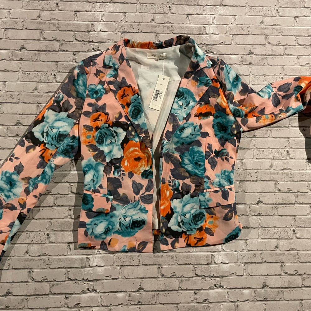 Sugarlips Elegant Floral Blazer